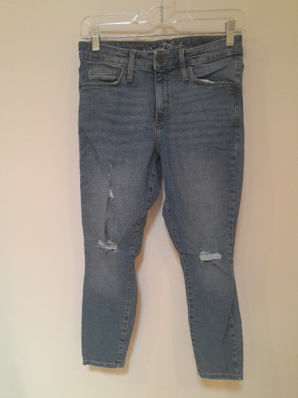 Universal Thread Jeans